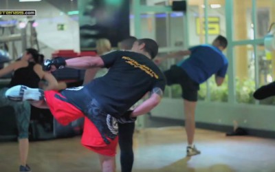 Clase de BodyCombat 68 en Gimnasio Atenas Benalmádena